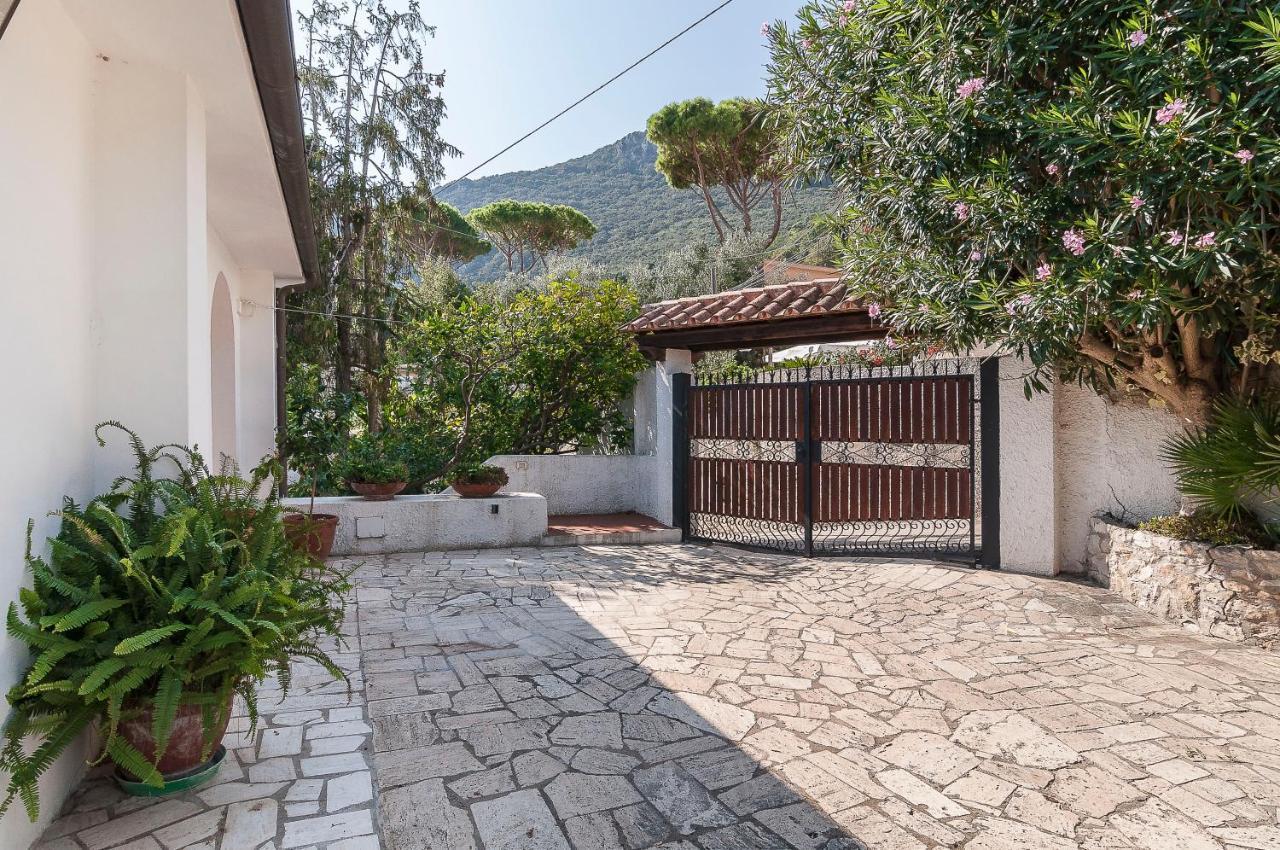 La Bouganville San Felice Circeo Esterno foto